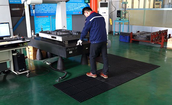 Interlocking Rubber Mat with Holes