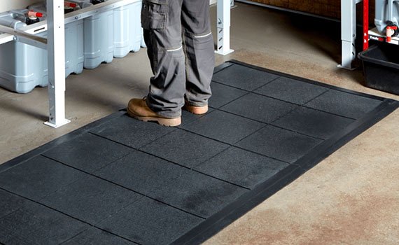 Solid Top Rubber Interlocking Anti-Fatigue Mats